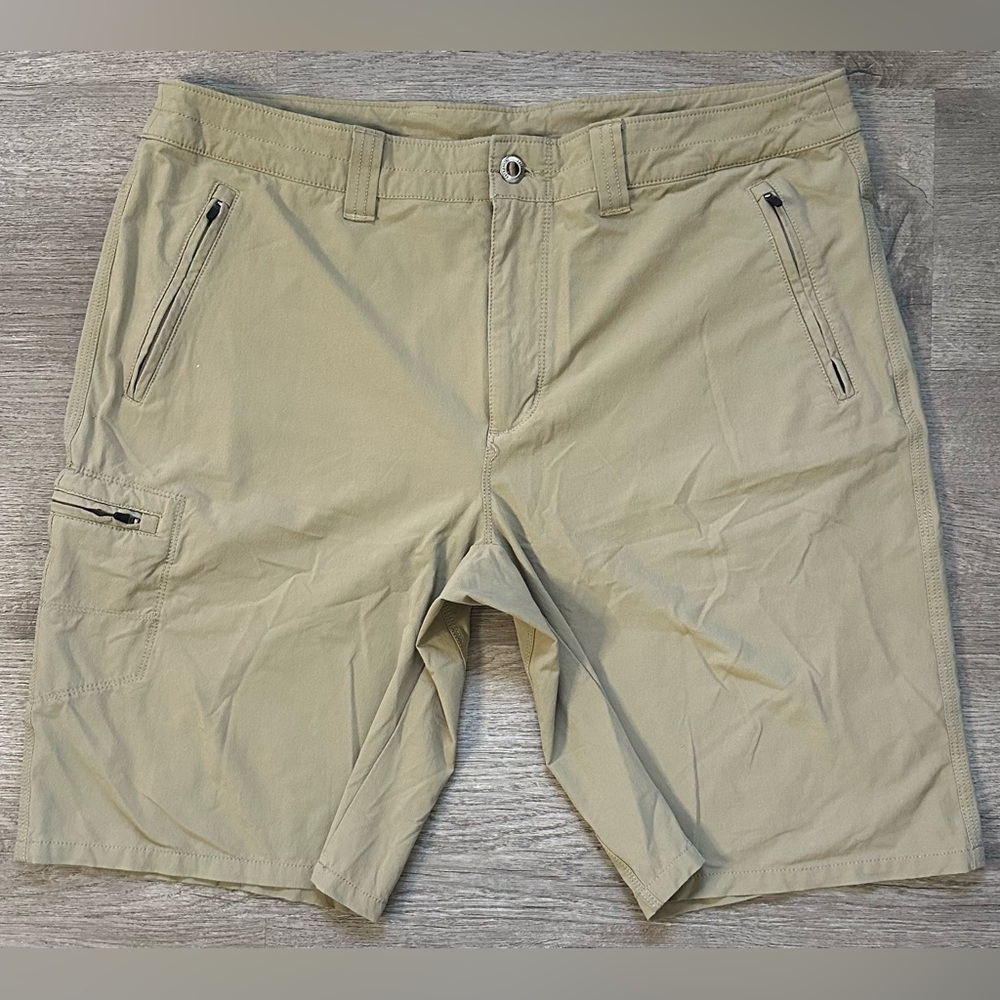 Patagonia Tribune 11 Inch Hiking Stretch Shorts Tan Size  36